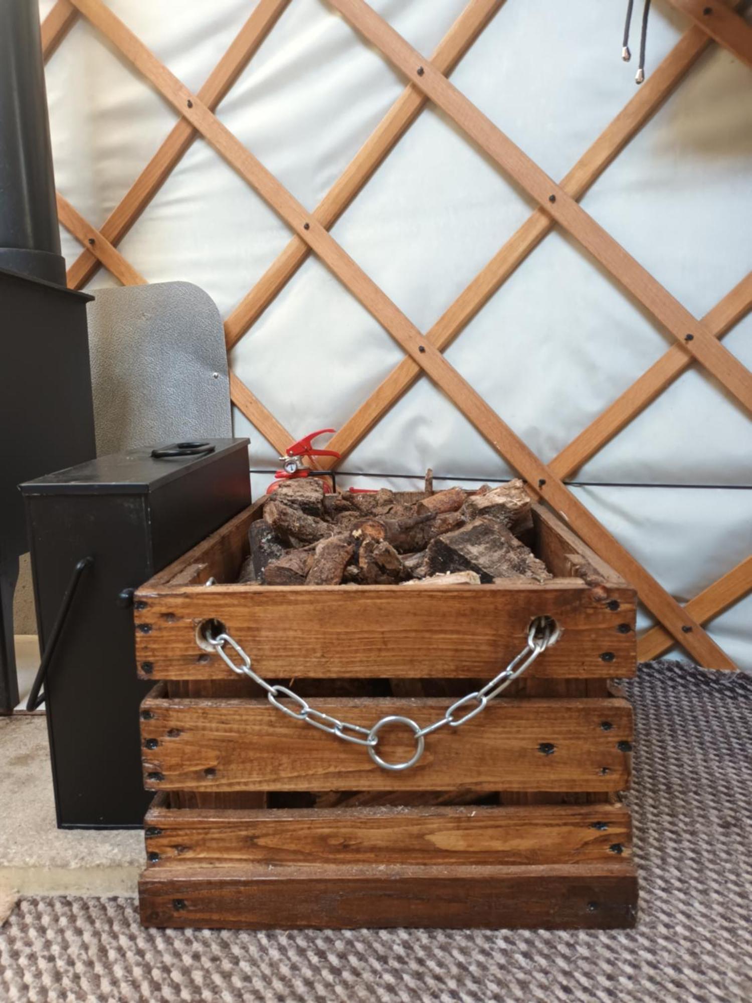 Gingerbread Cottage Yurts Dereham Exterior foto